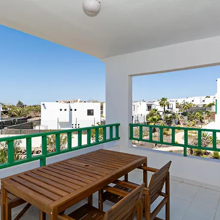 Tuscan Seaviews - 2br Pool & Terrace Appartement