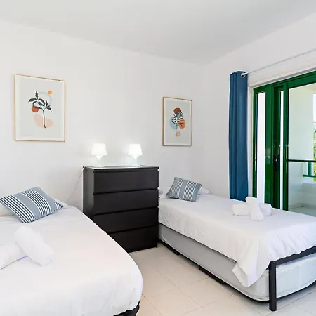 Tuscan Seaviews - 2br Pool & Terrace Apartament Teguise (Lanzarote)